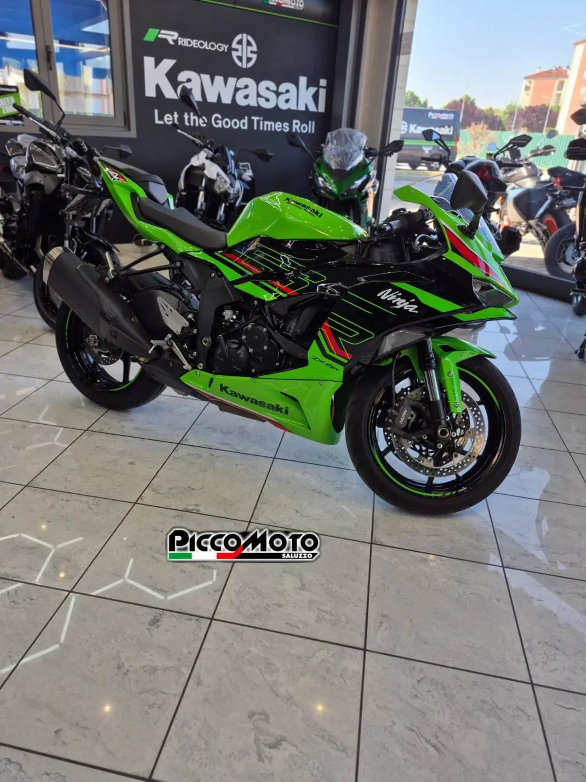 Kawasaki Ninja 636 ZX-6R (2024 - 26) (5)