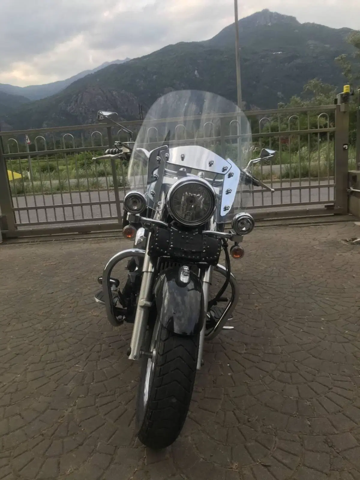 Kawasaki Vulcan VN 900 Classic (2006 - 10) (3)