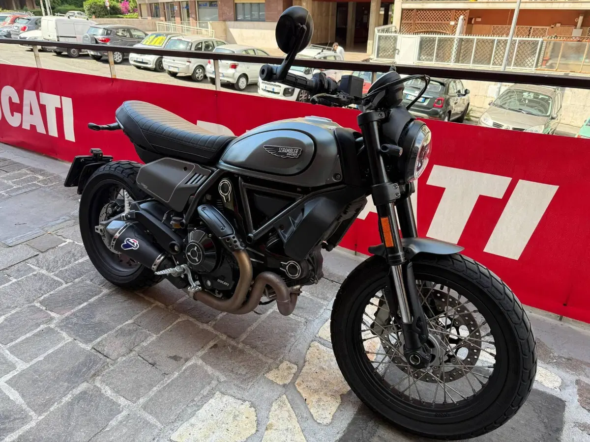 Ducati Scrambler 800 Night Shift (2021 - 22) (2)