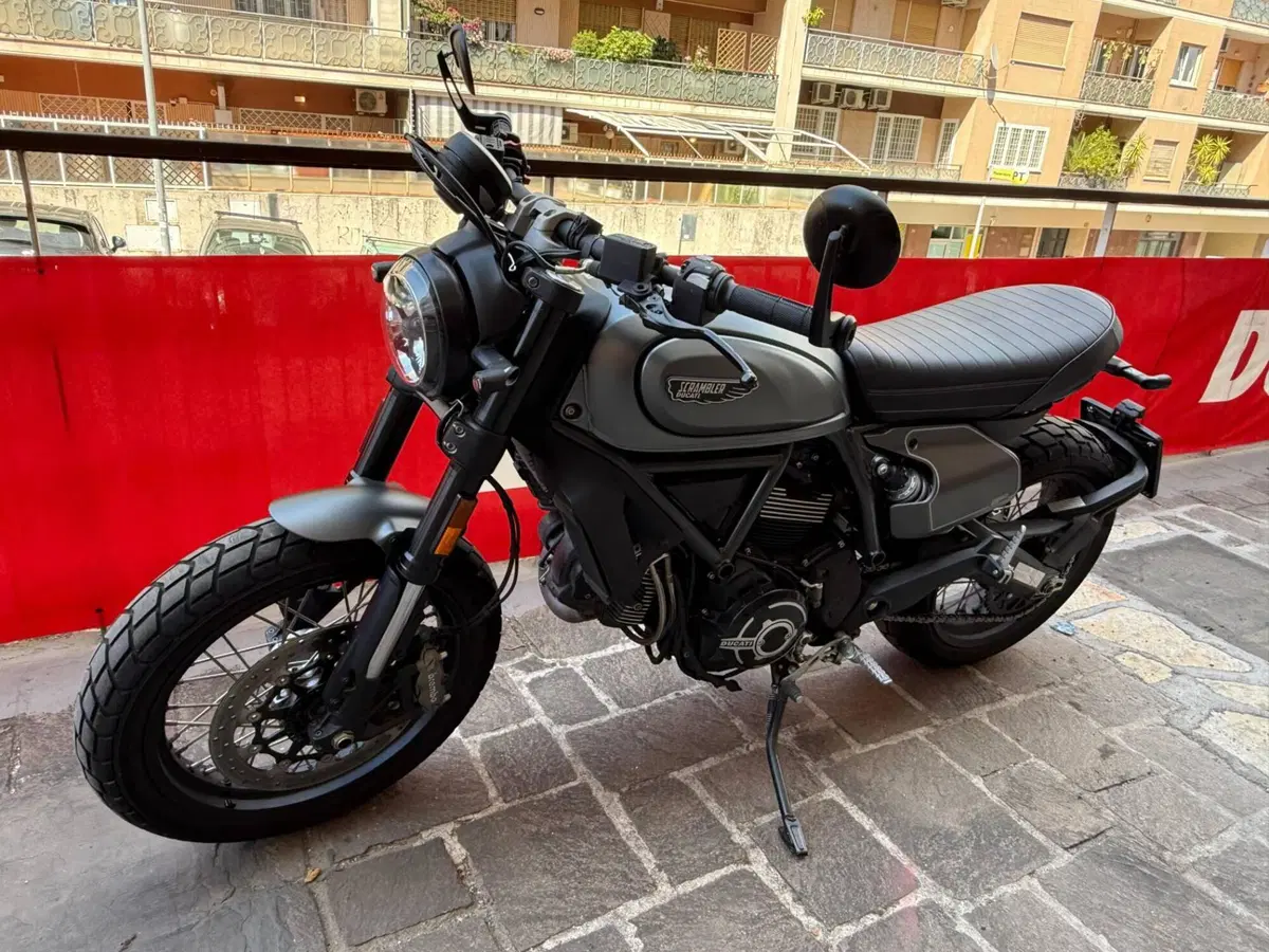Ducati Scrambler 800 Night Shift (2021 - 22) (10)