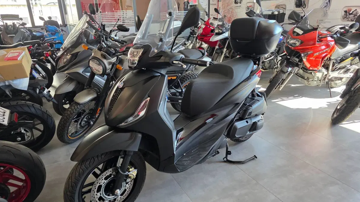 Piaggio Beverly 400 ABS-ASR (2021 - 24)