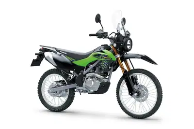 Kawasaki KLX150 XPL, una mini-Dakar a carburatore a poco pi&ugrave; di duemila euro? S&igrave; ma in Indonesia