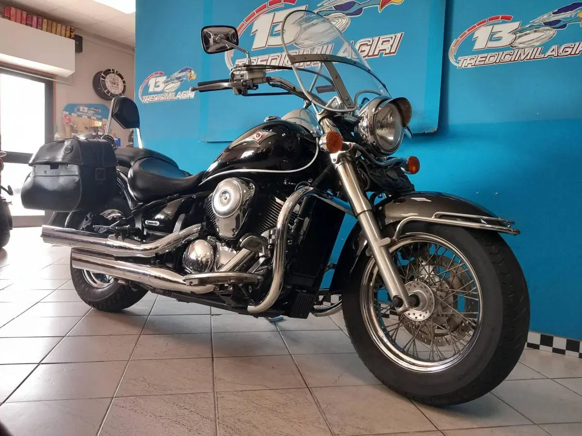 Kawasaki Vulcan VN 900 Classic (2006 - 10) (2)