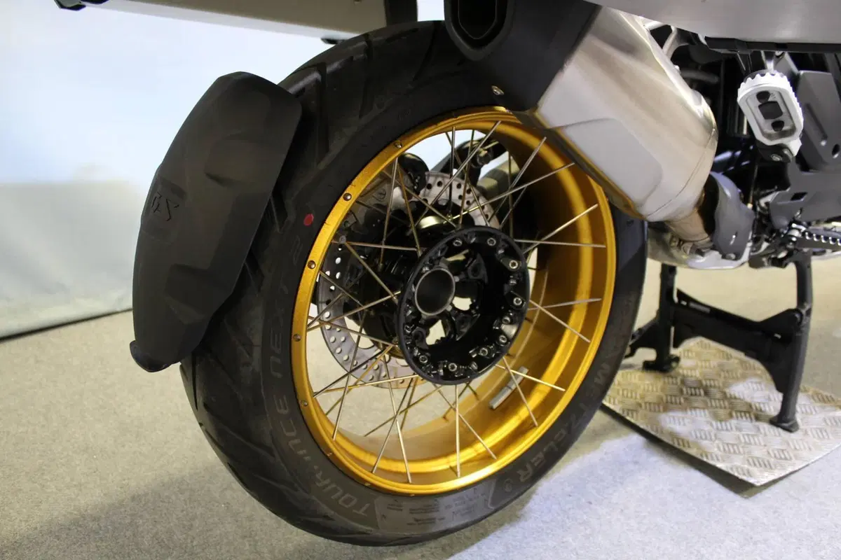 Bmw R 1300 GS Adventure Trophy (2025 - 26) (6)