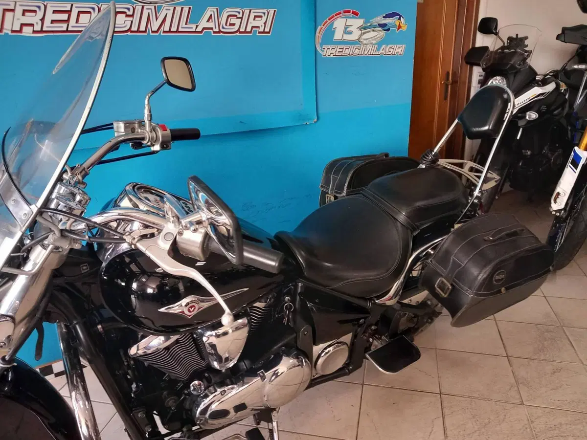 Kawasaki Vulcan VN 900 Classic (2006 - 10) (9)