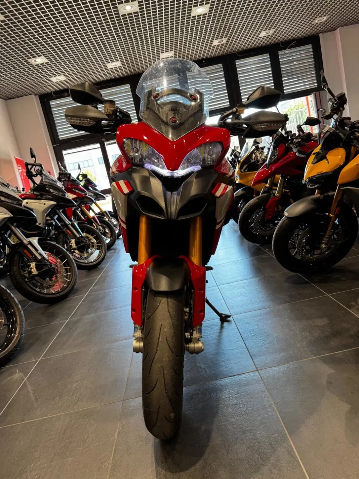 Ducati Multistrada 1200 S Touring (2010 - 12) (2)