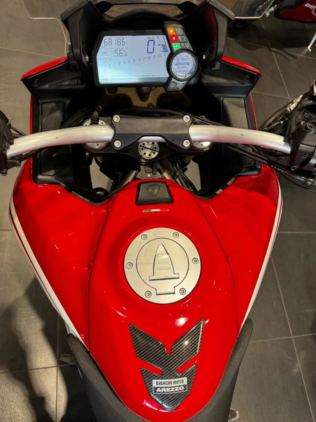 Ducati Multistrada 1200 S Touring (2010 - 12) (9)
