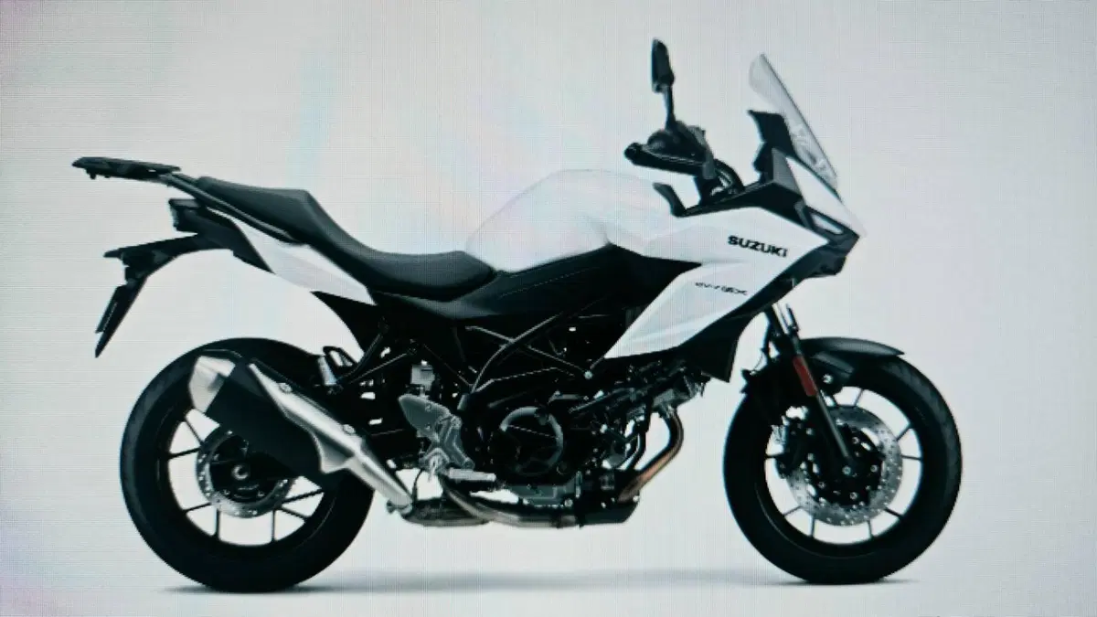 Suzuki SV650 (2025 - 26) (9)