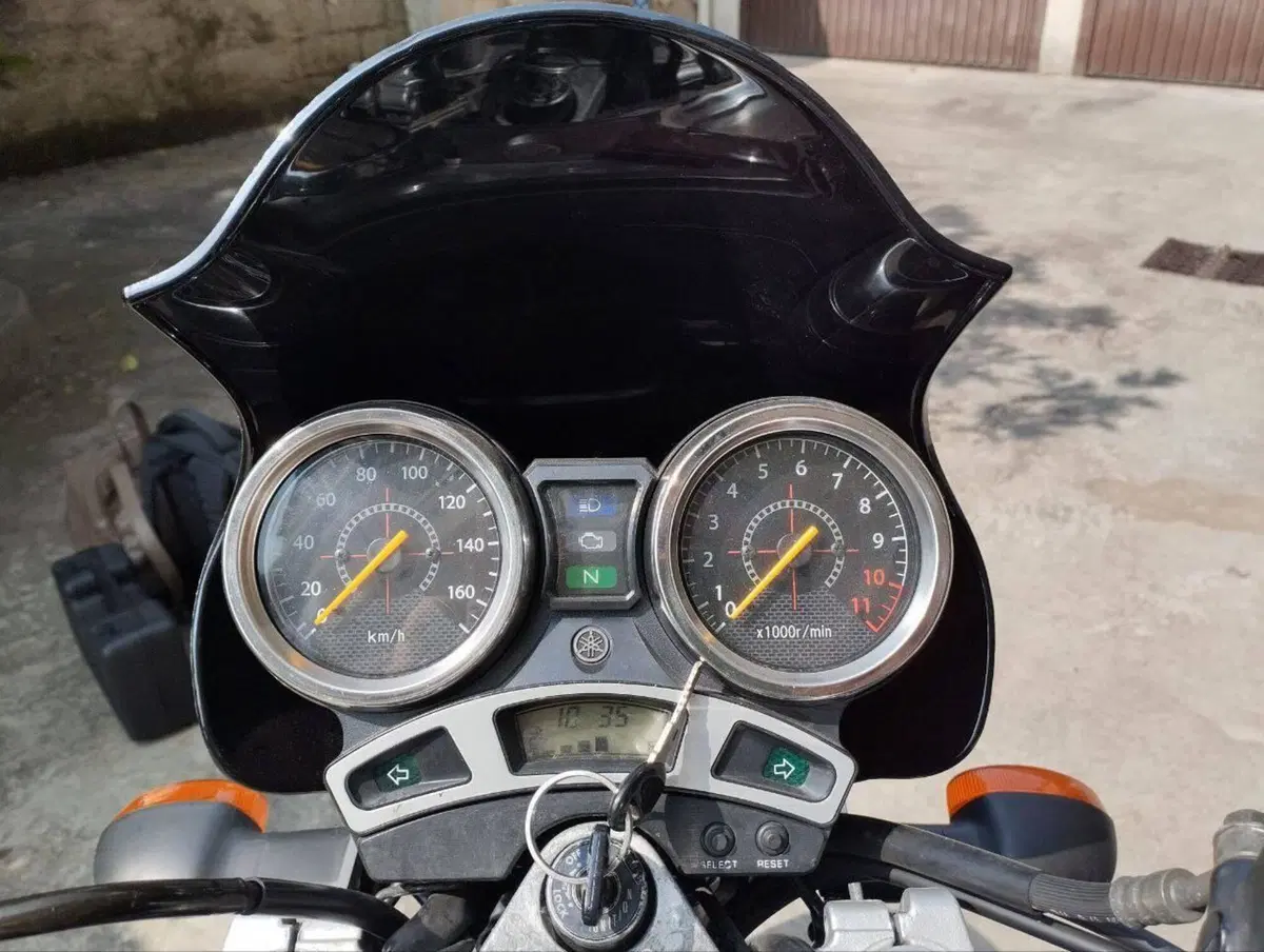 Yamaha YBR 250 (2006 - 13) (4)