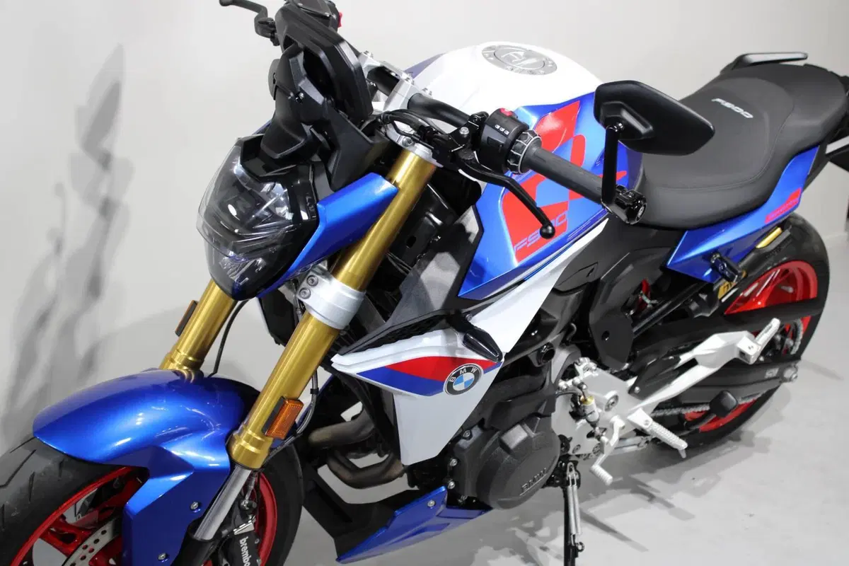 Bmw F 900 R (2025 - 26) (11)