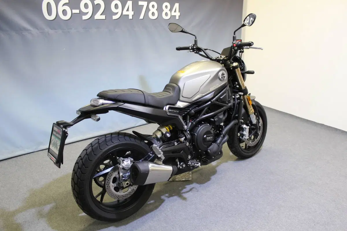 Benelli Leoncino 800 (2022 - 26) (2)