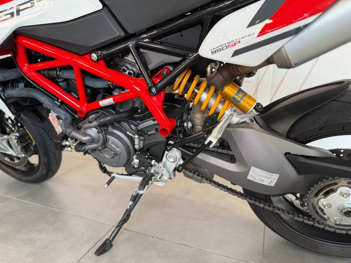 Ducati Hypermotard 950 SP (2022 - 25) (15)