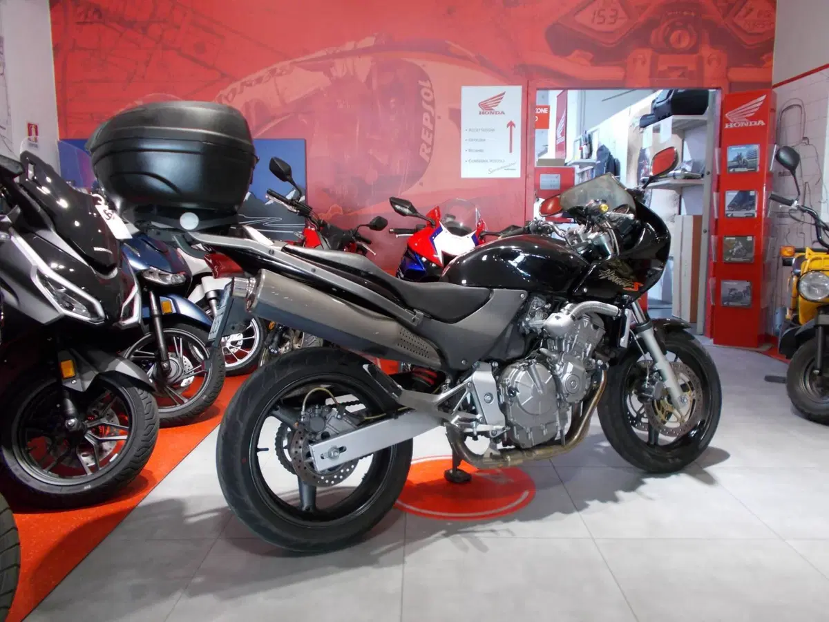 Honda Hornet 600 S (2002 - 04) (11)