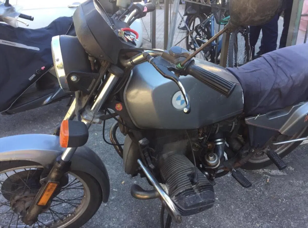 Bmw R80 ST (2)