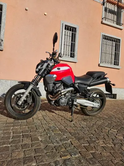 Yamaha MT-03 (2006 - 14) usata