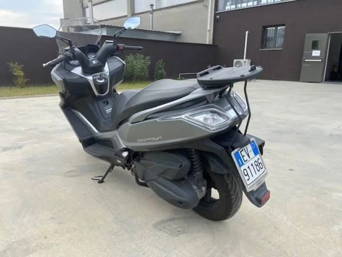 Kymco Downtown 350i TCS (2020) (8)