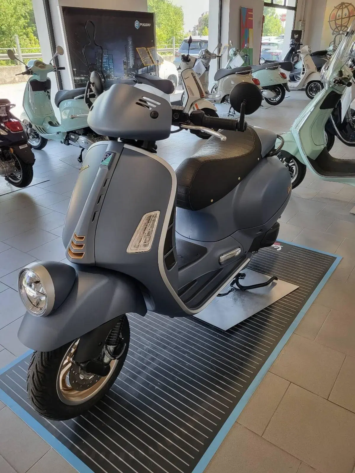 Vespa GTV 310 Officina 8 (2026) (3)