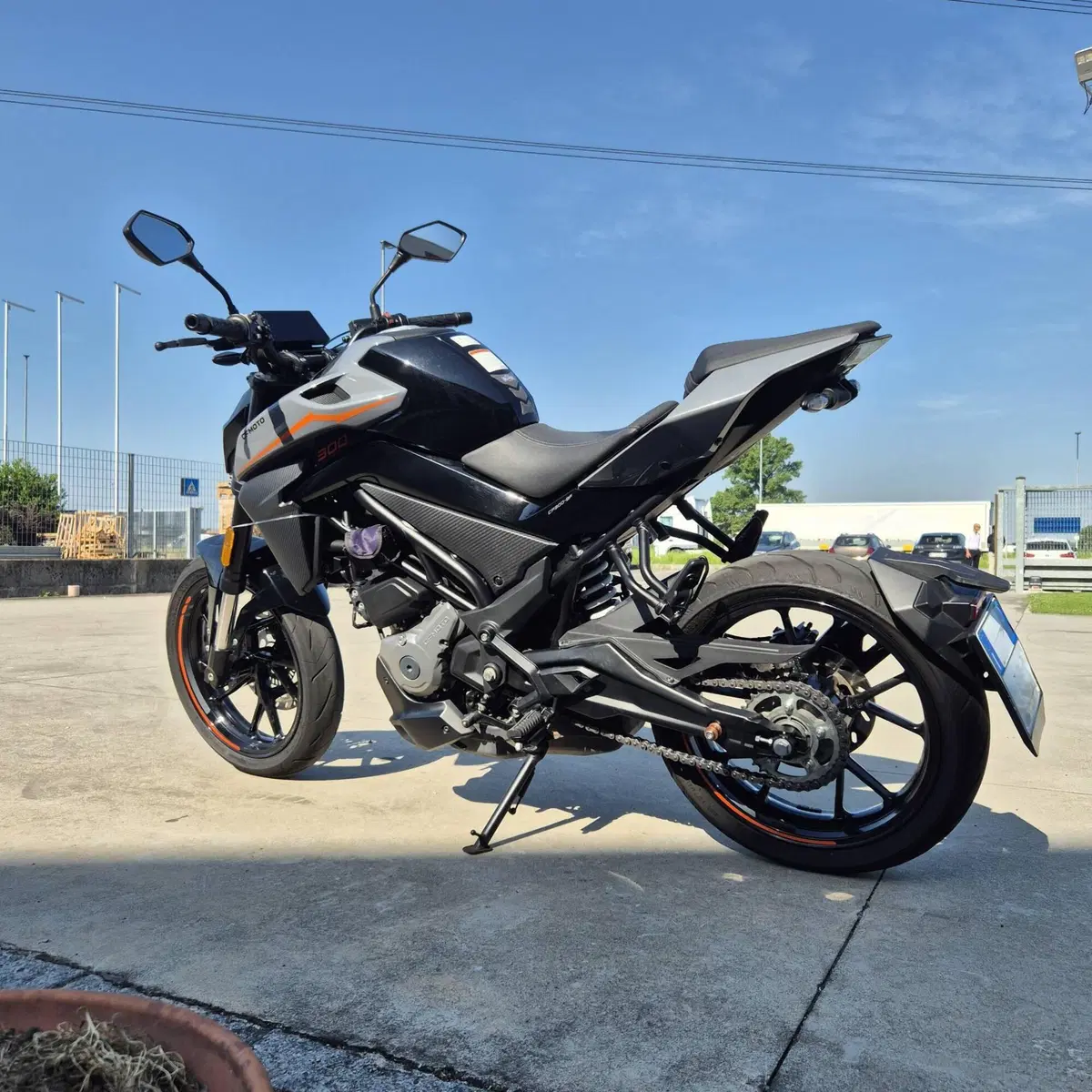 CFMOTO 300NK (2021 - 26) (3)