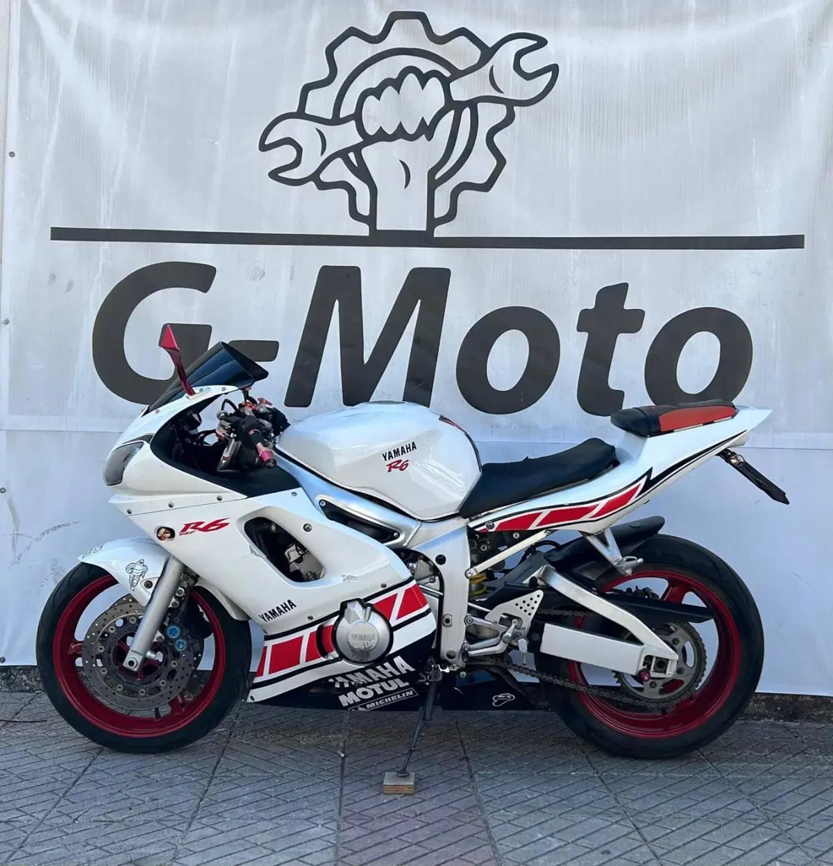 Yamaha YZF R6 (2001 - 02) (2)