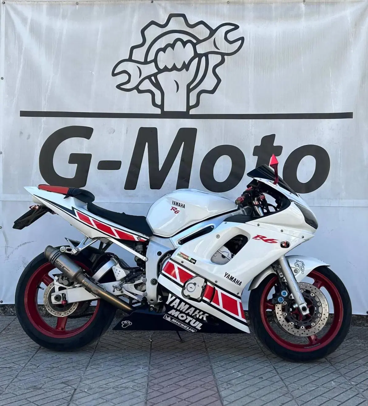 Yamaha YZF R6 (2001 - 02) (3)