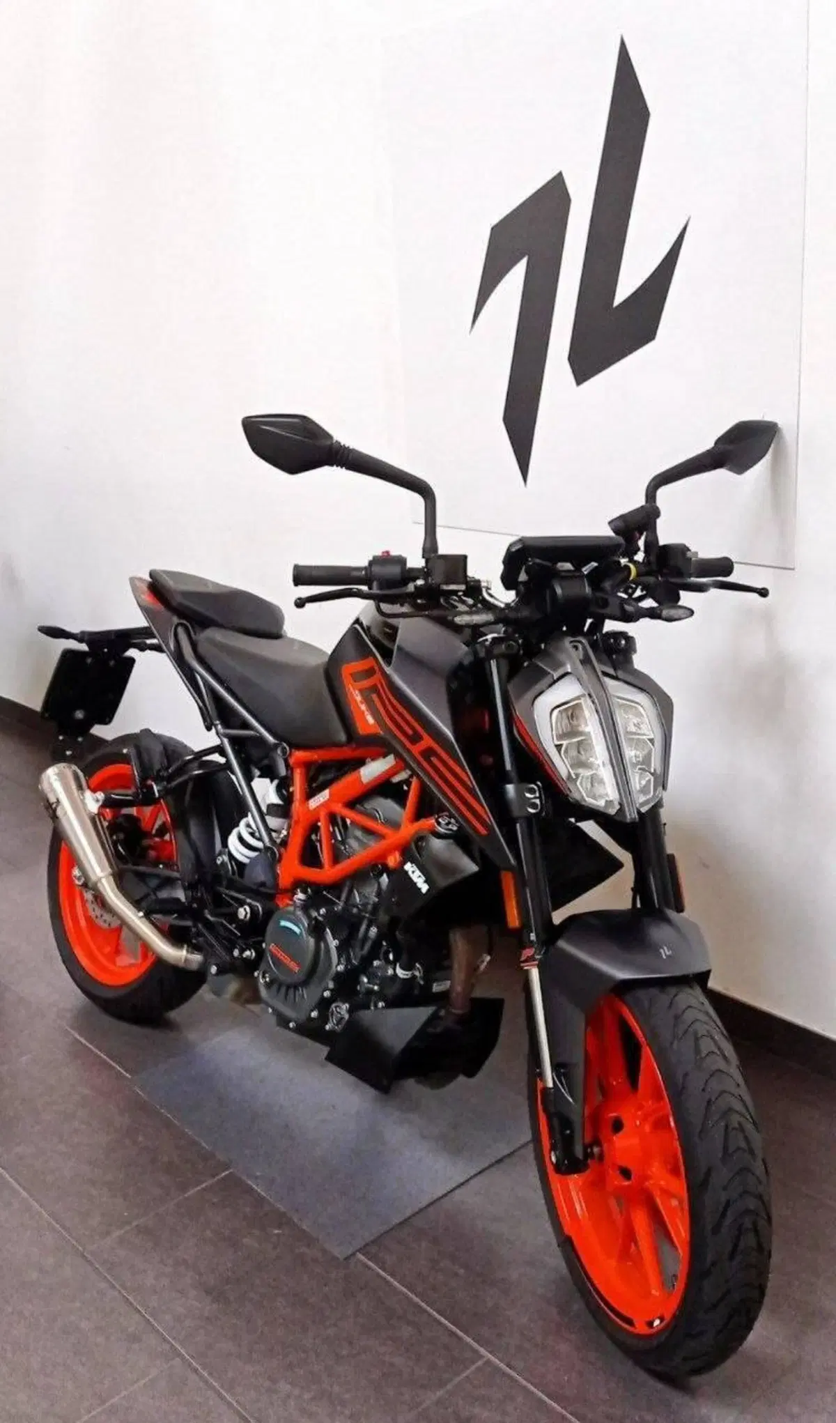 KTM 125 Duke (2021 - 23) (2)