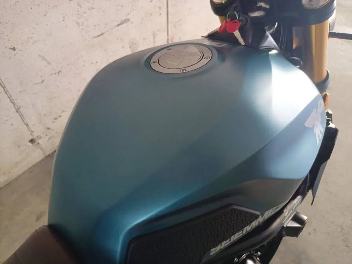 Moto Morini SEIEMMEZZO SCR (2022 - 26) (7)