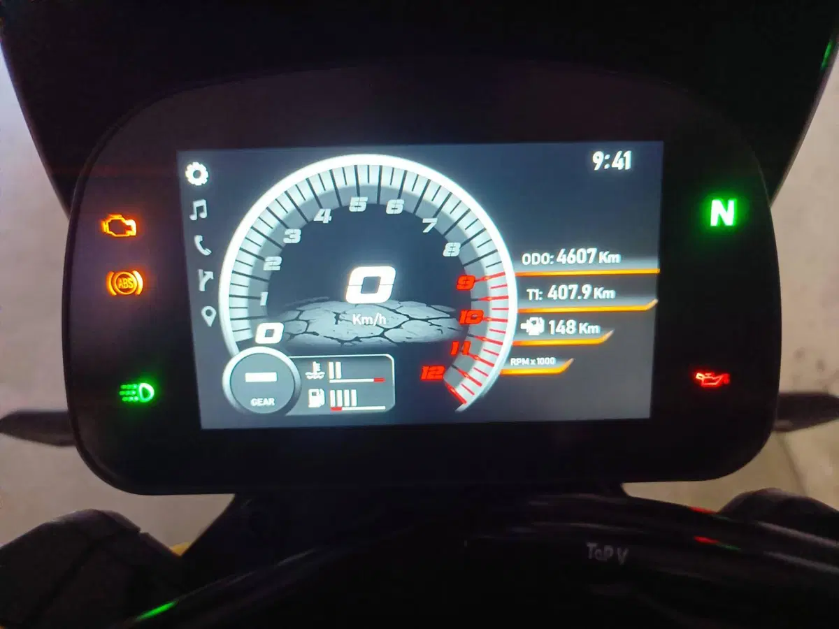 Moto Morini SEIEMMEZZO SCR (2022 - 26) (14)