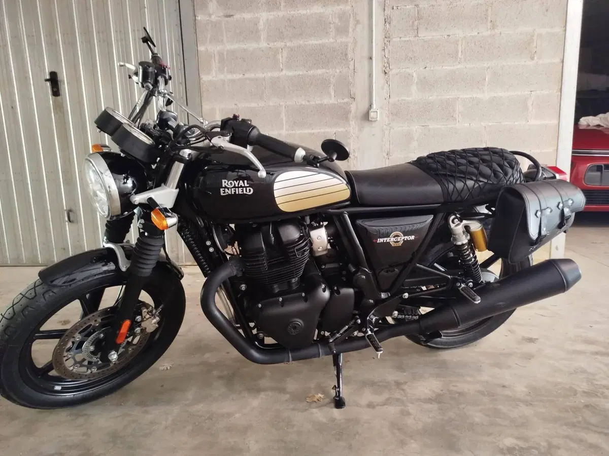 Royal Enfield Interceptor 650 (2021 - 26)