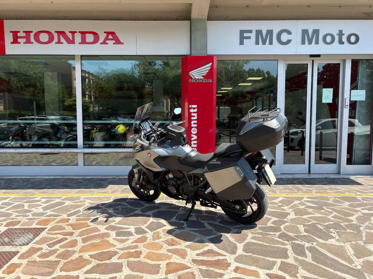 Honda NT 1100 Travel DCT (2022 - 24) (6)