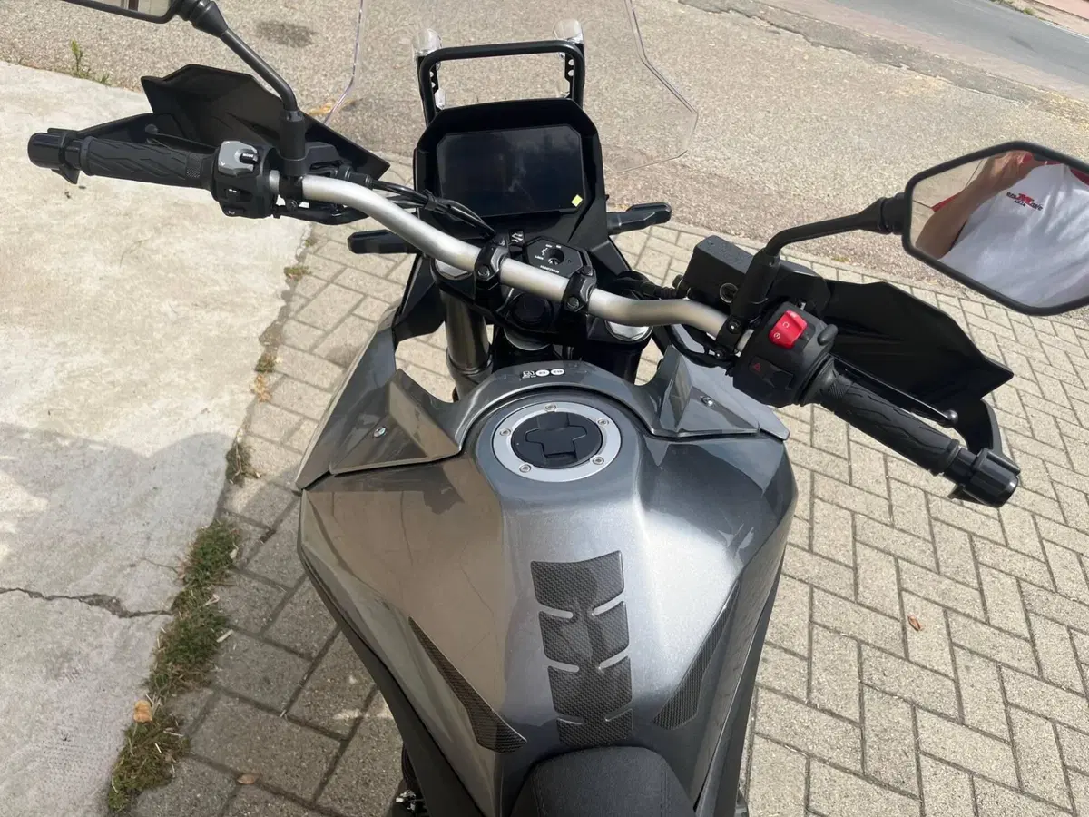 Suzuki V-Strom 800SE (2025 - 26) (6)