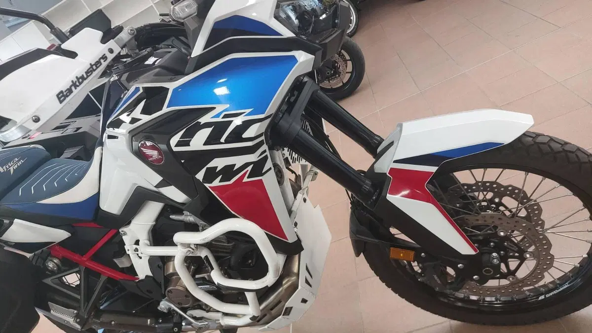 Honda Africa Twin CRF 1100L Travel Edition DCT (2022 - 23) (4)