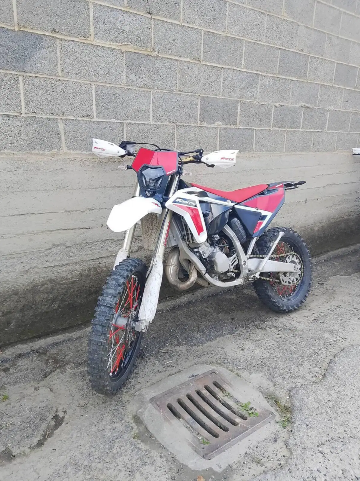 Fantic Motor XE 125 Enduro (2022) (3)