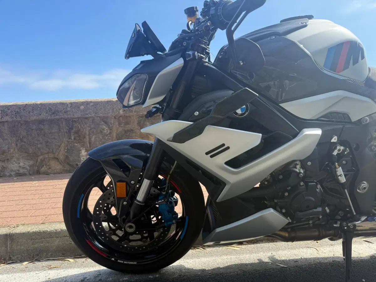 Bmw M 1000 R (2025 - 26) (4)