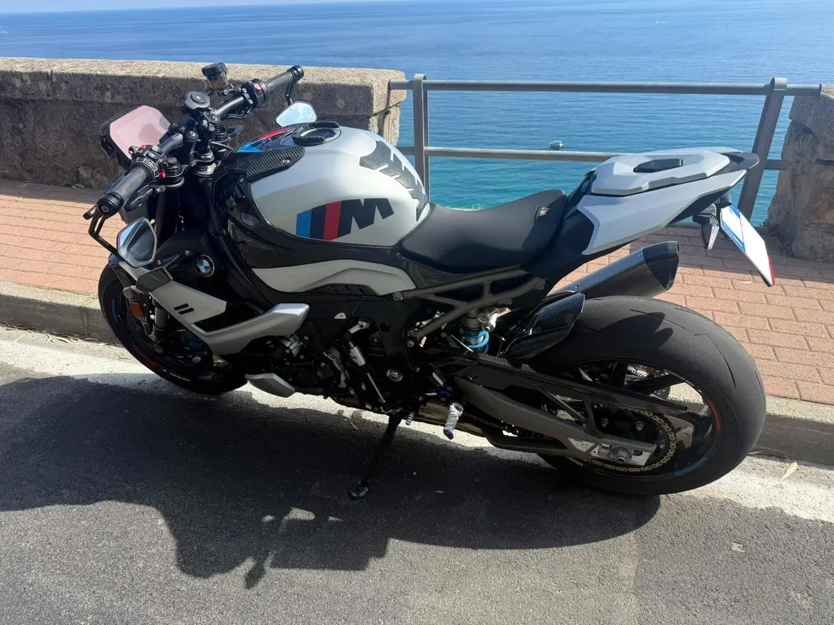 Bmw M 1000 R (2025 - 26) (13)