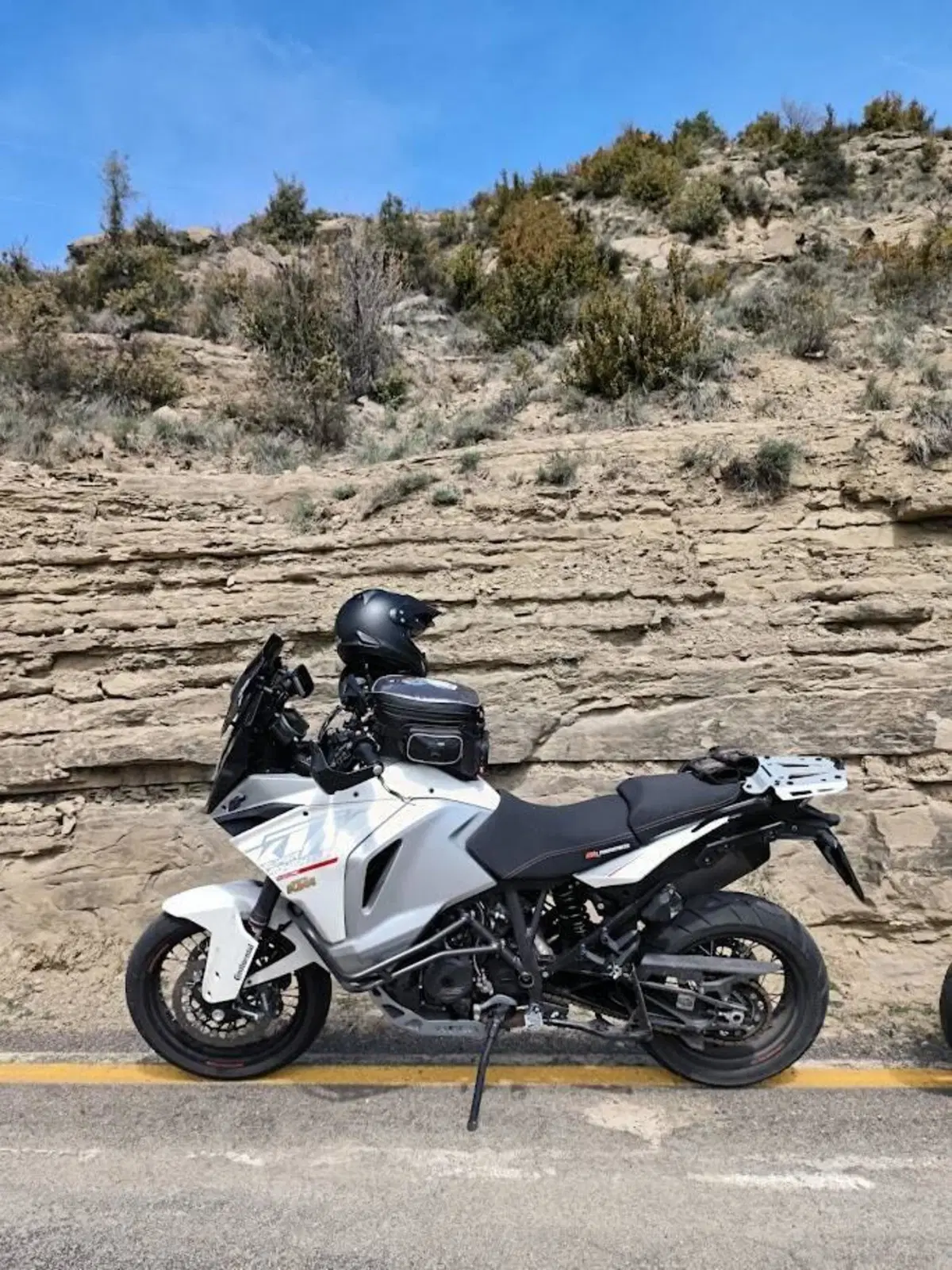 KTM 1290 Super Adventure (2015 - 16) (4)