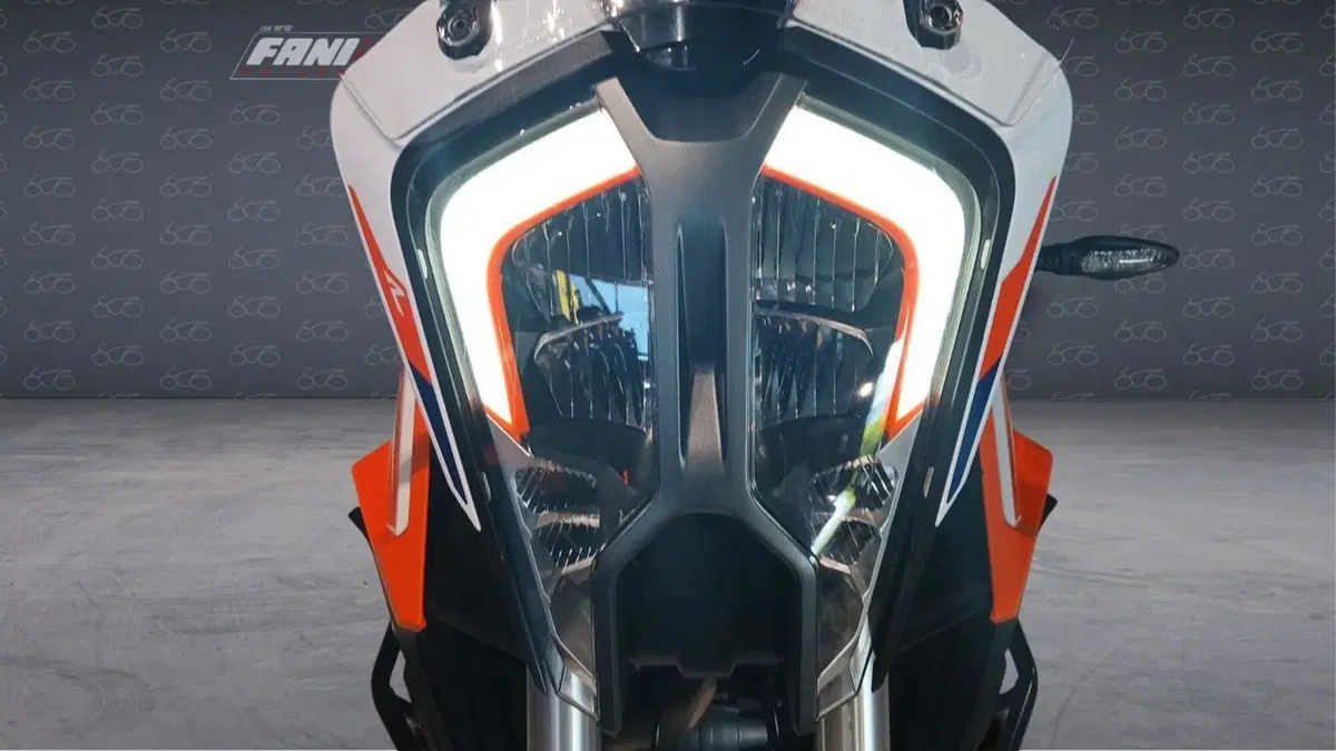 KTM 1290 Super Adventure R (2022 - 25) (4)