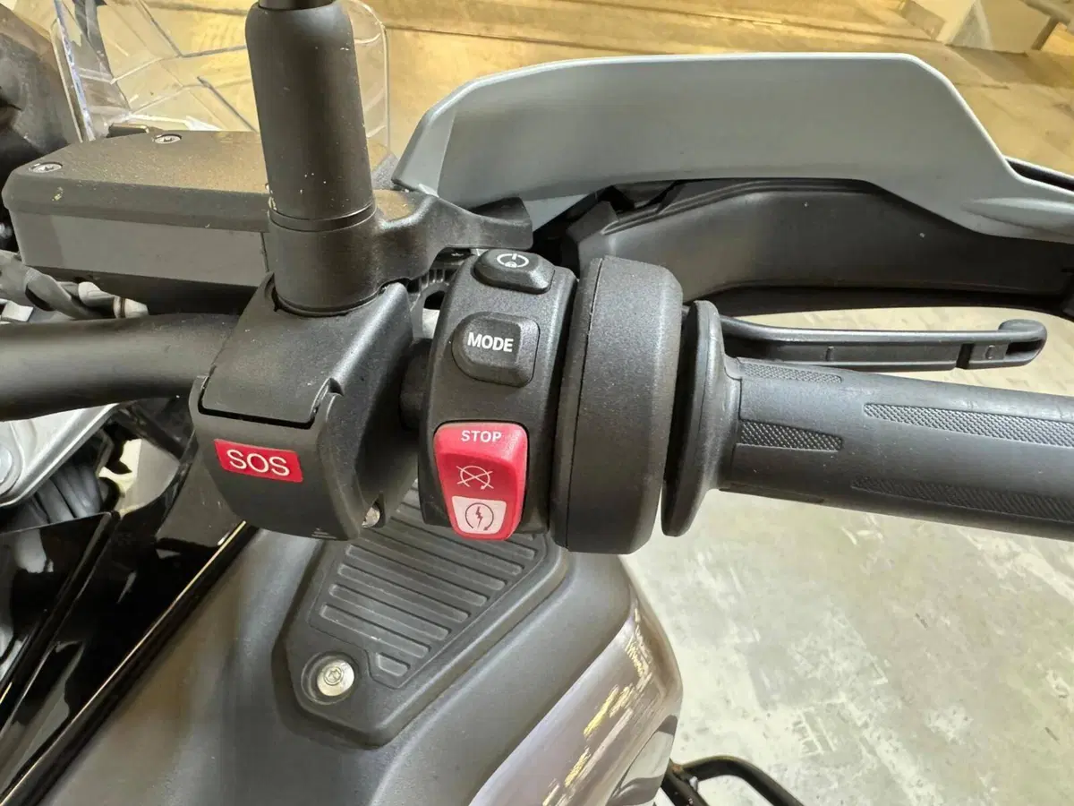 Bmw R 1300 GS Adventure Triple Black (2025 - 26) (7)