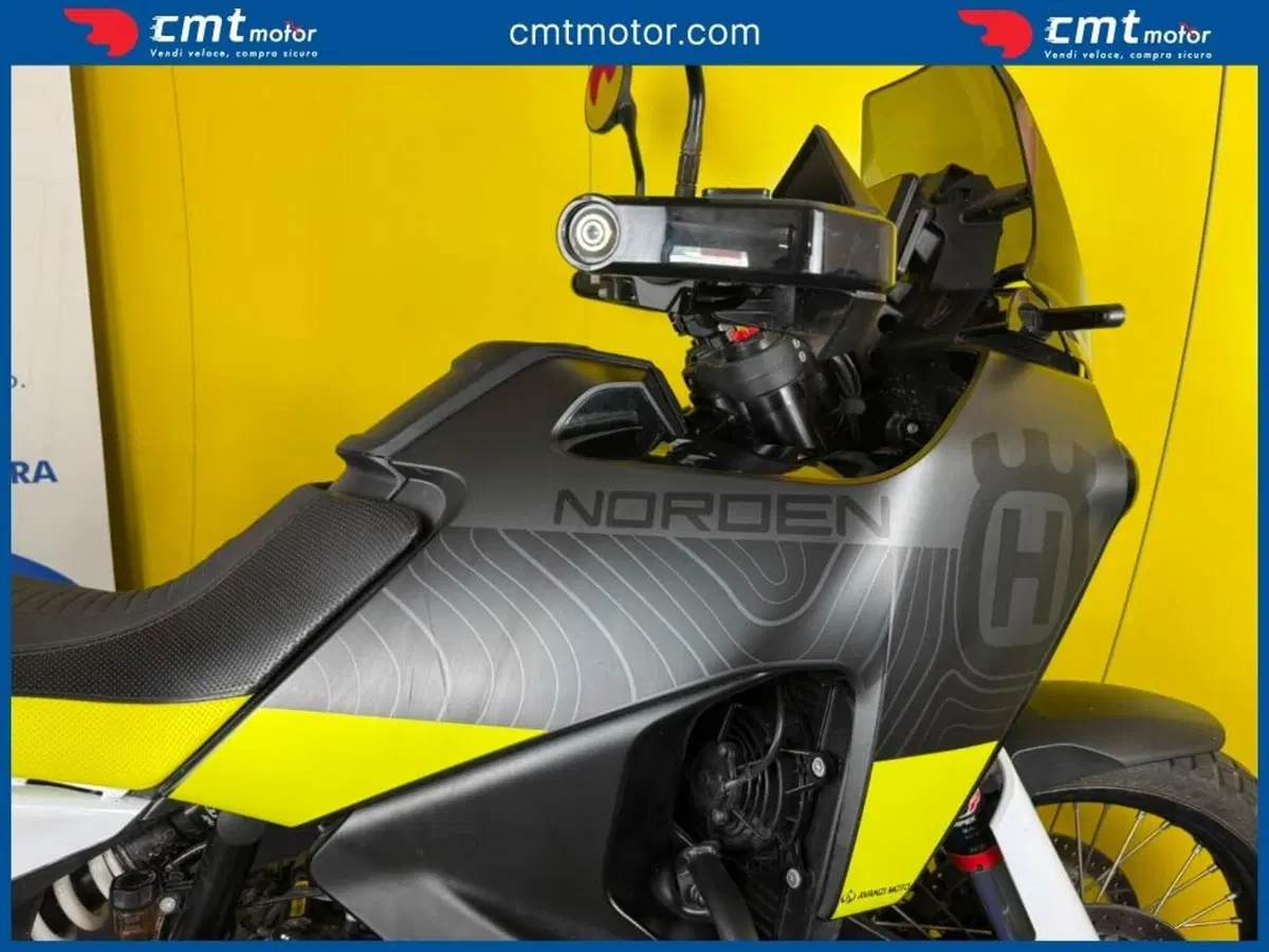 Husqvarna Norden 901 (2022 - 26) (14)