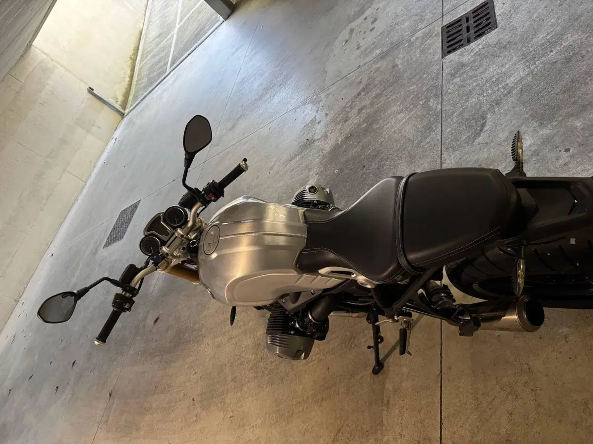 Bmw R nineT 1200 (2014 - 16) (8)