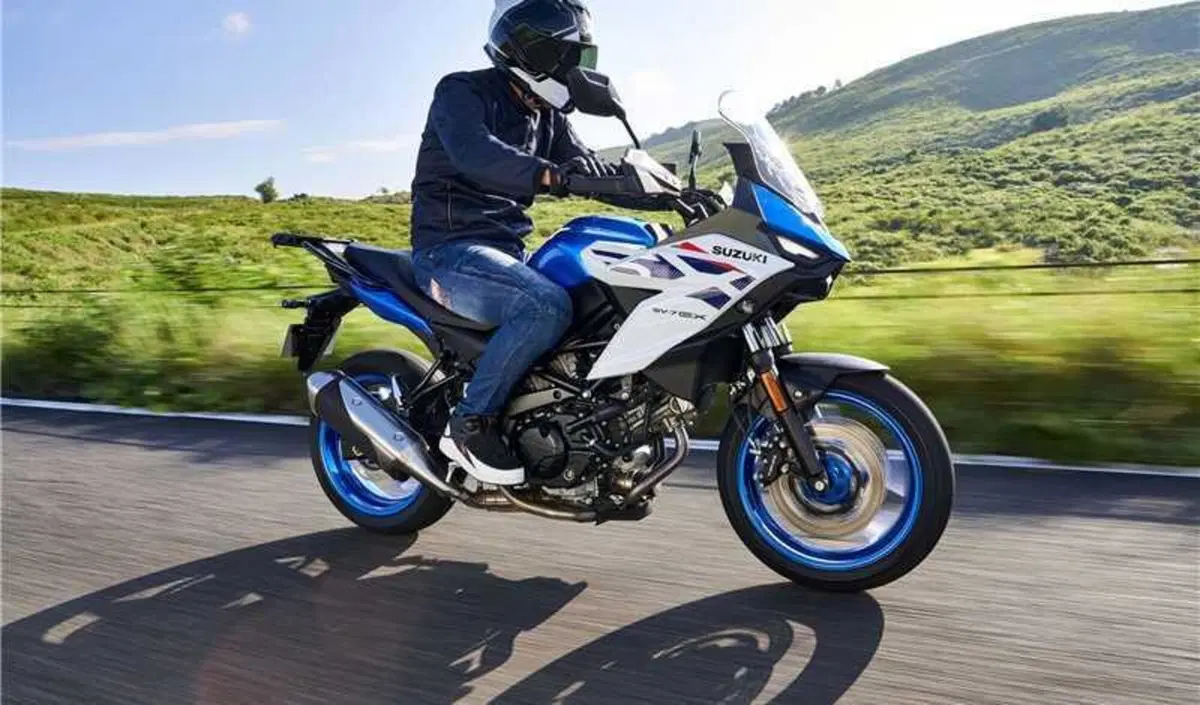 Suzuki SV-7GX, la nuova crossover da 7.990 euro (3)