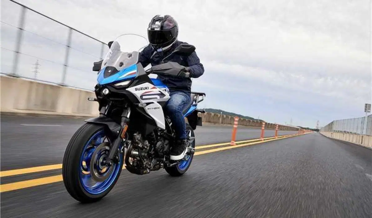 Suzuki SV-7GX, la nuova crossover da 7.990 euro (6)