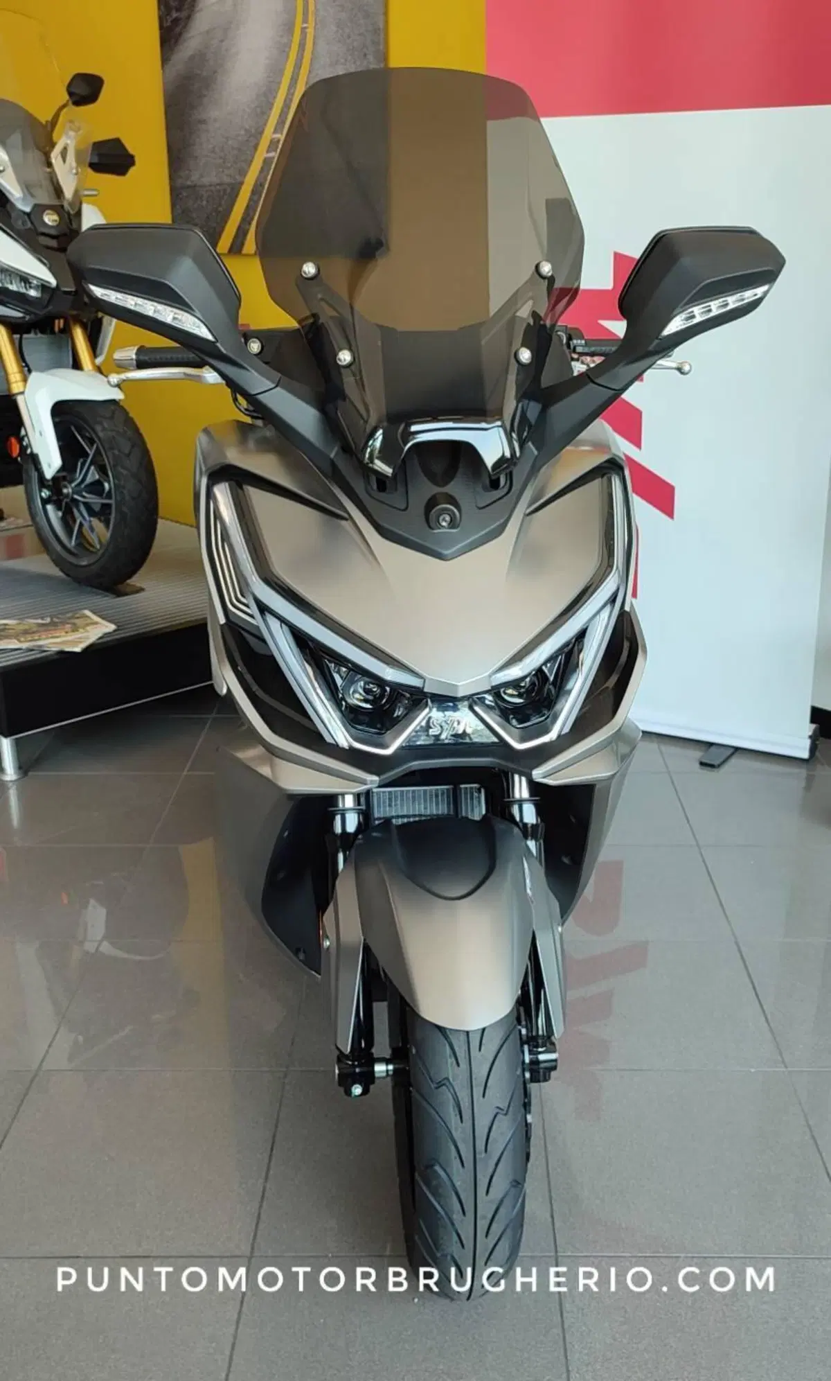 Sym CruiSym 400 (2026) (2)