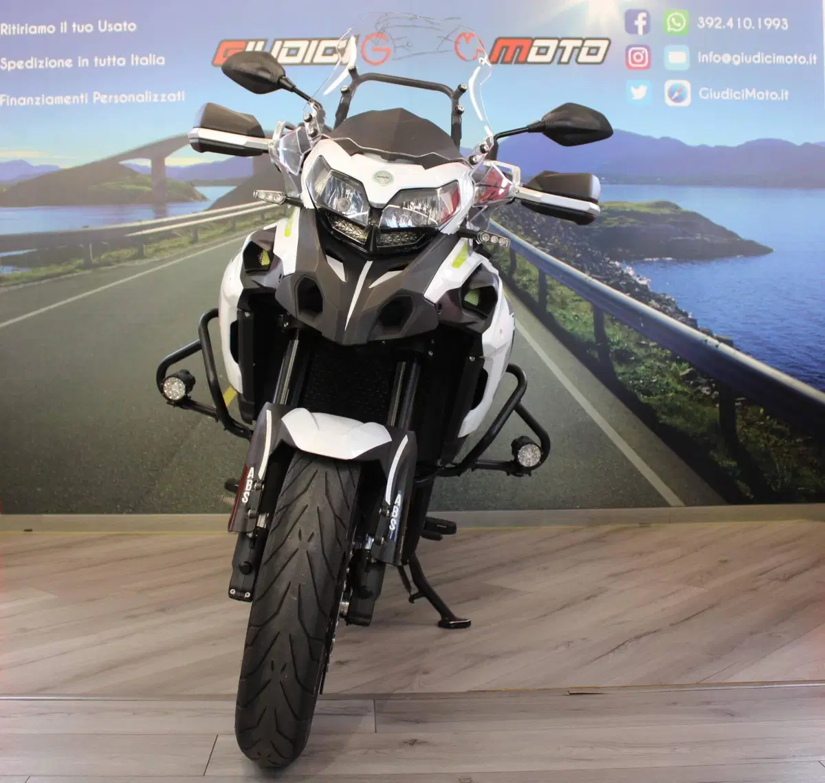 Benelli TRK 502 (2021 - 25) (2)