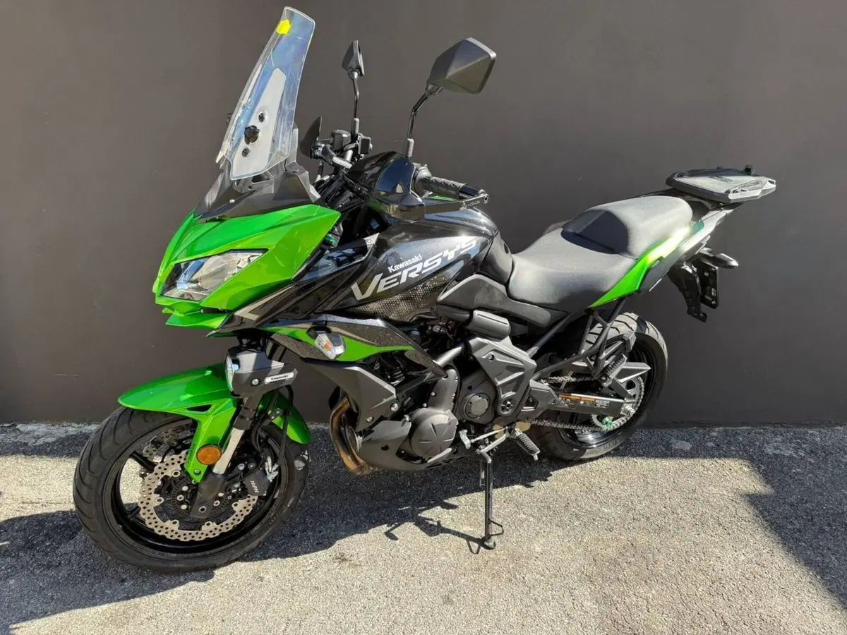 Kawasaki Versys 650 Grand Tourer (2021) (4)