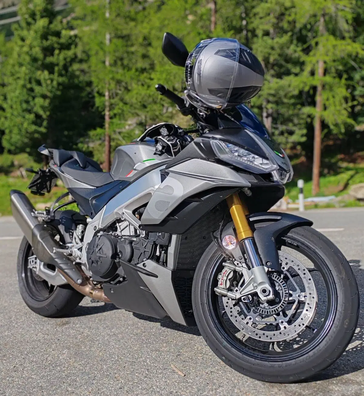 Aprilia Tuono V4 (2021 - 24) (6)