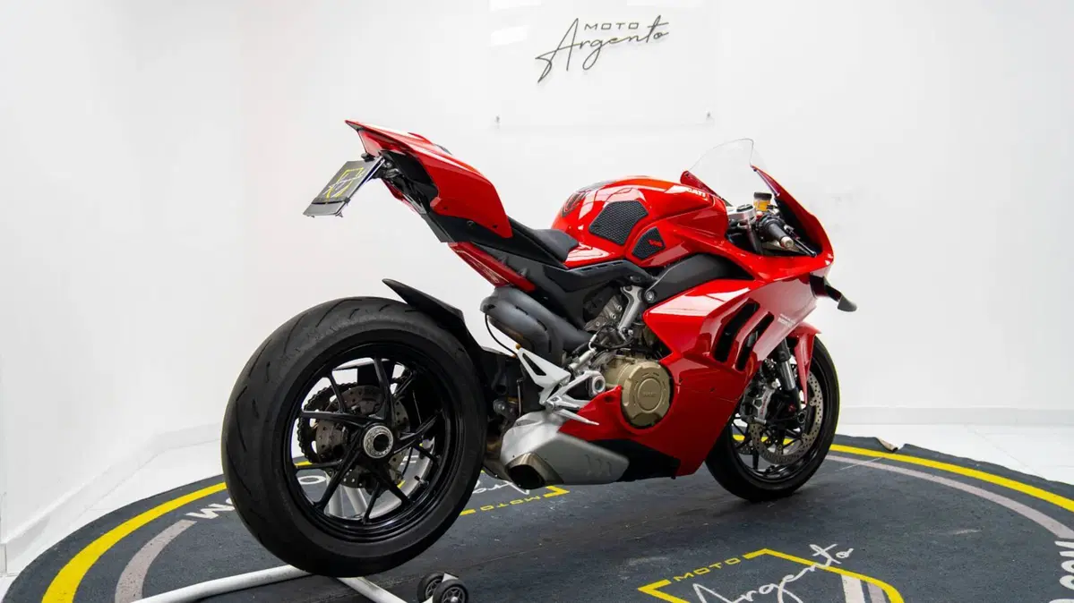 Ducati Panigale V4 1100 (2020) (4)