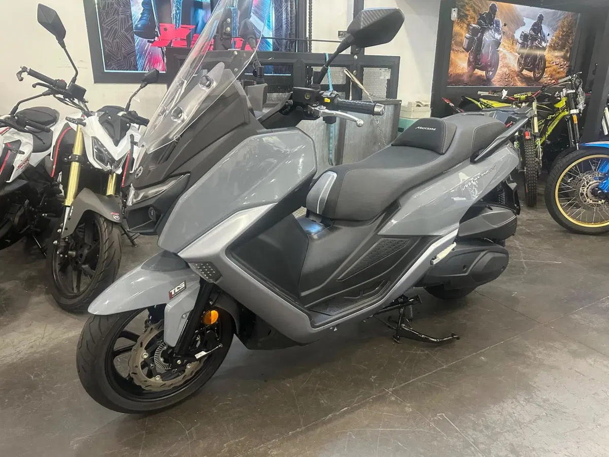 Sym Maxsym 400 (2021 - 25)