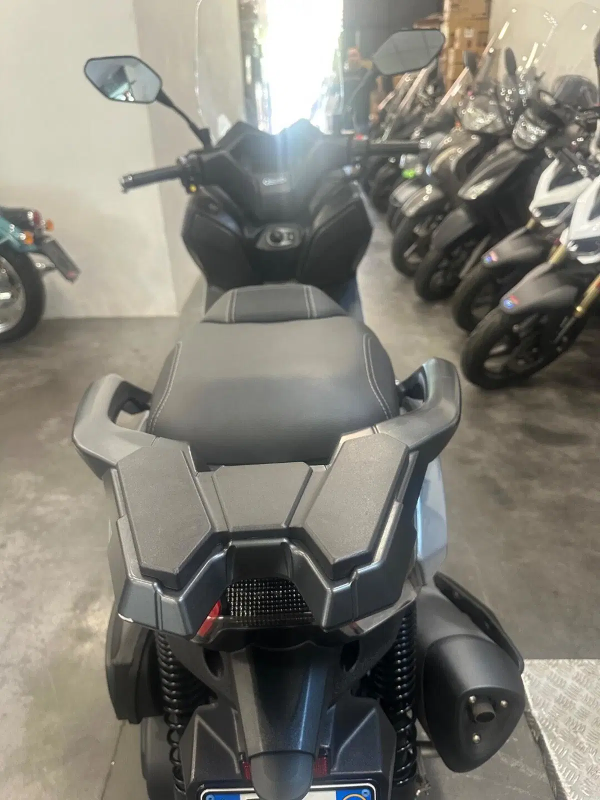 Sym Maxsym 400 (2021 - 25) (4)