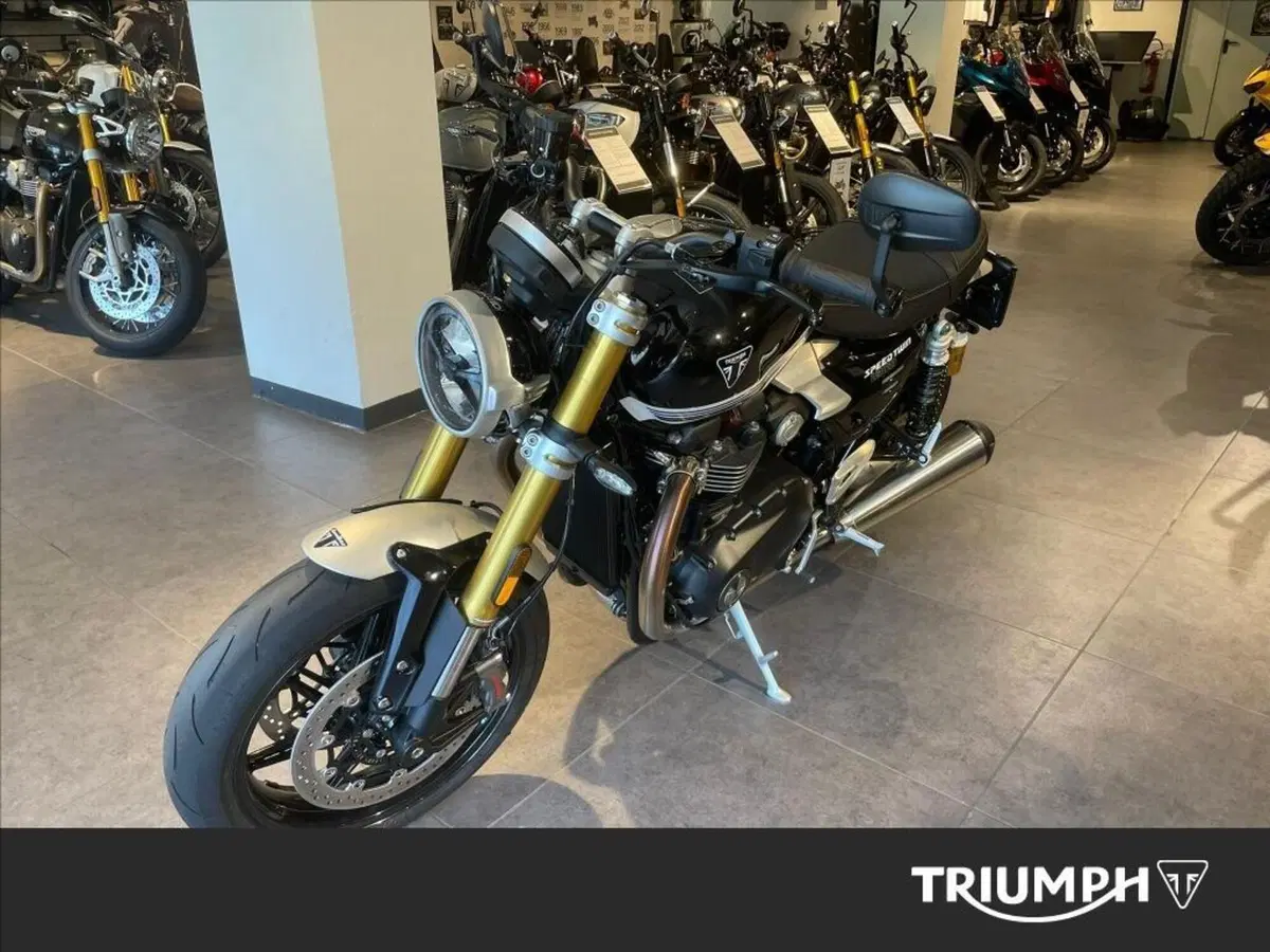 Triumph Speed Twin 1200 RS (2025 - 26) (3)