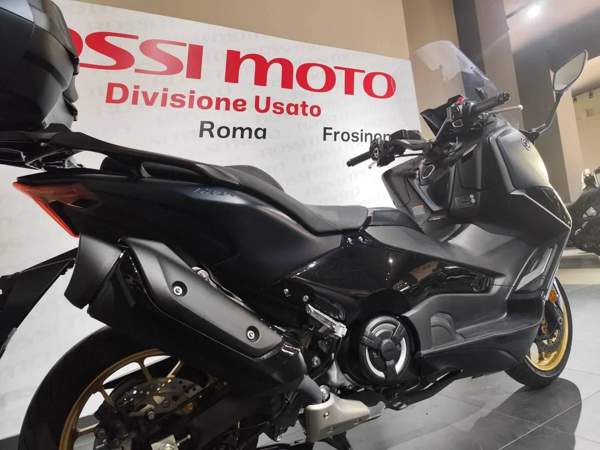 Yamaha T-Max 560 Tech Max (2022 - 24) (2)